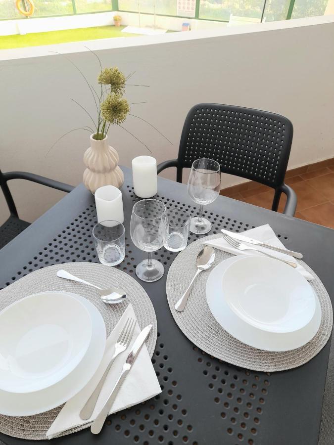 Nice Apartment Near The Beach 푸엔히롤라 외부 사진